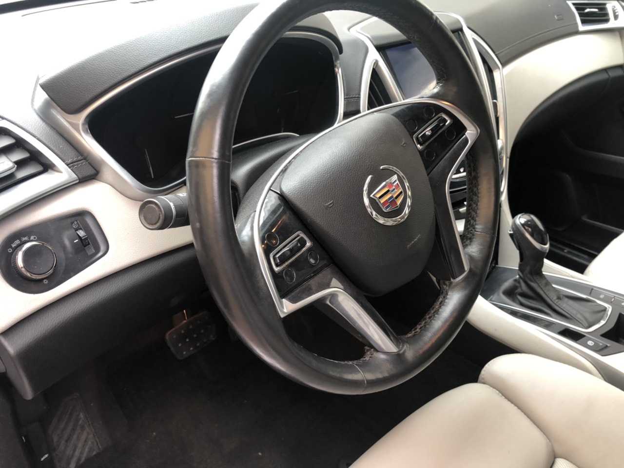 Cadillac SRX 2014