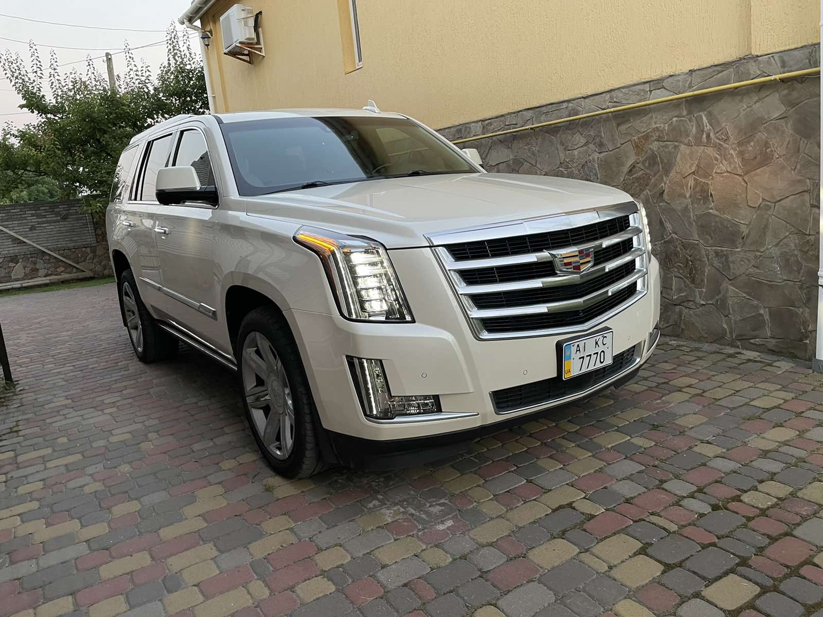 Cadillac Escalade Premium 2015