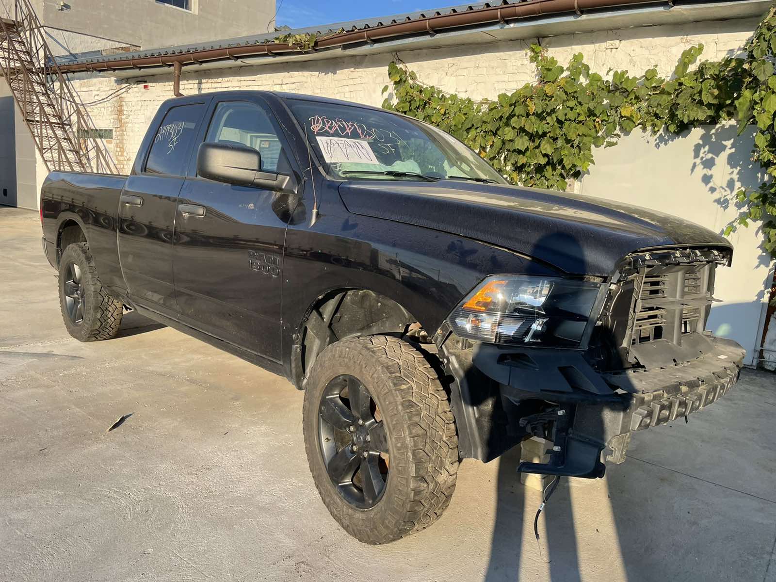 Dodge RAM 1500 EXPRESS 2017