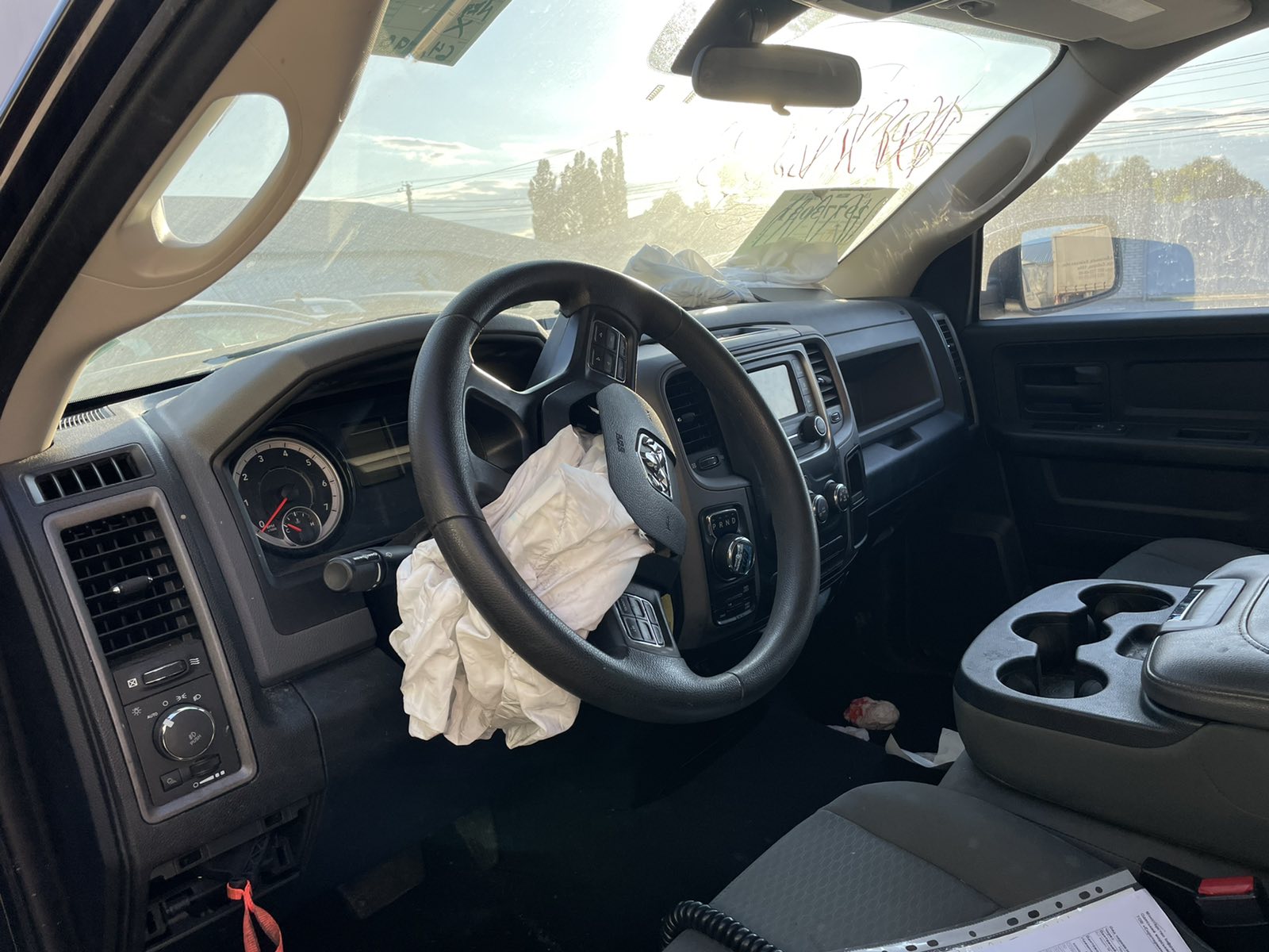 Dodge RAM 1500 EXPRESS 2017
